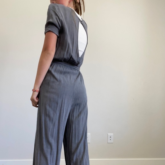 GREY JUMPSUIT WITH V NECK - Picture 5 of 10
